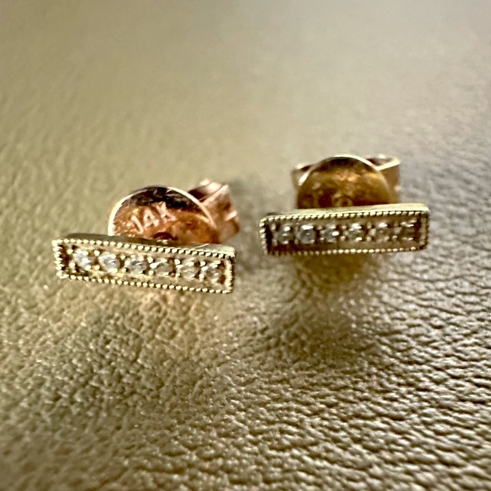 14K yellow Gold diamond bar earrings